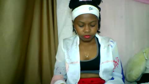 Snapshot of lara_belle chatting on 05.14.26 lara_belle online show from 05.14.26