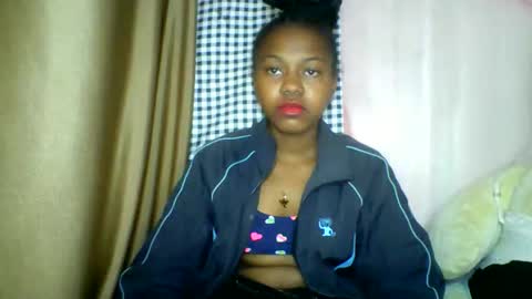 Snapshot of lara_belle chatting on 05.24.26 lara_belle online show from 05.24.26
