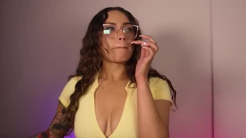 Lara online show from 01.16.26