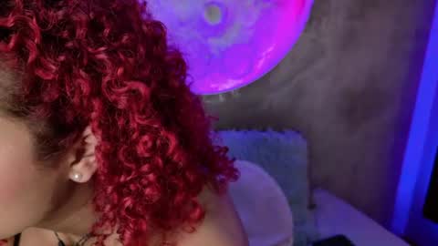 Snapshot of lara_curly chatting on 07.03.26 lara_curly online show from 07.03.26