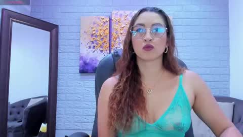      700  200   online show from 03.25.26