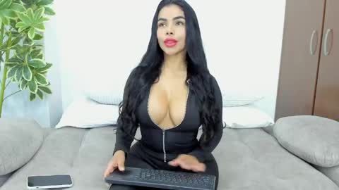 LARA SINS online show from 04.17.26
