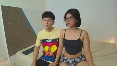 Snapshot of laraandkenai1 chatting on 12.23.24 LaraAndKenai online show from 12.23.24