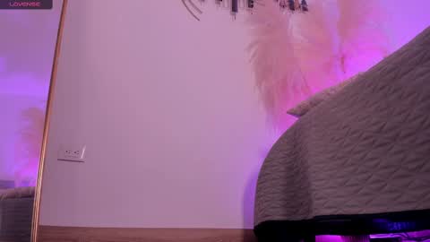 Lara  online show from 03.07.25