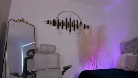 Lara  online show from 03.10.25