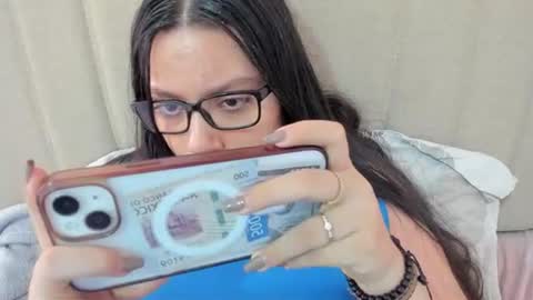 lara online show from 02.20.25