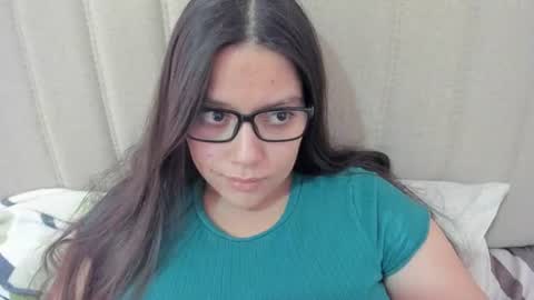 lara online show from 02.25.25