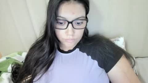 lara online show from 09.30.25