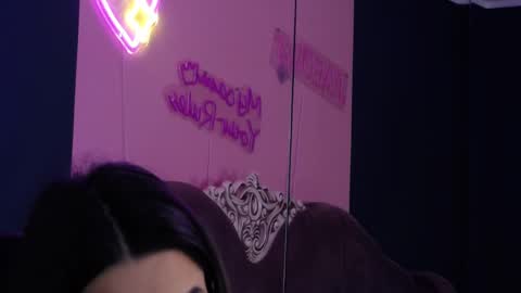 LaraKent online show from 04.15.26