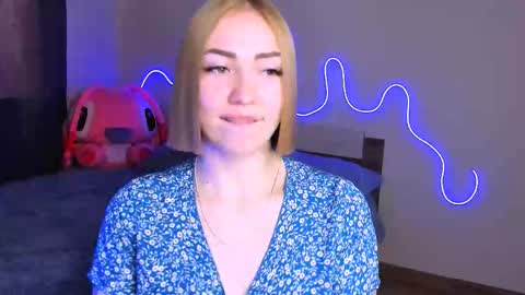 LaraKrein lk online show from 09.15.25