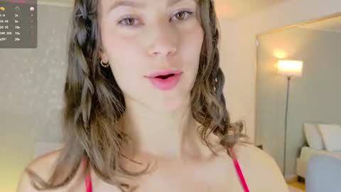 Snapshot of laralane_ chatting on 06.23.26 Lara online show from 06.23.26