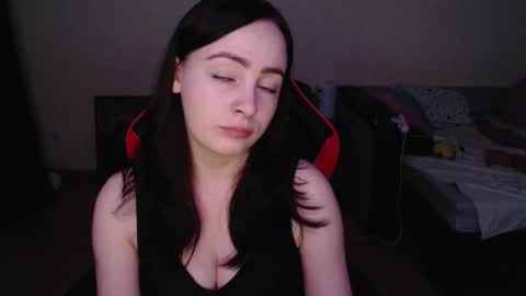 Laralianna online show from 02.22.26