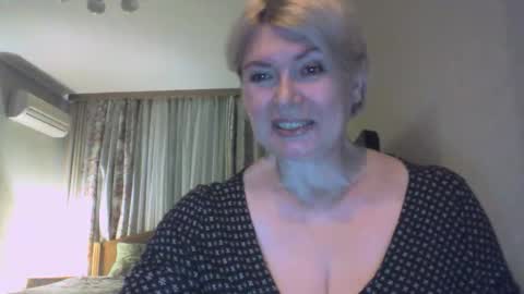 laramrs online show from 10.14.25