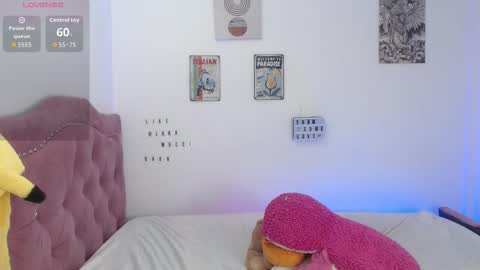 laramucci online show from 11.09.25