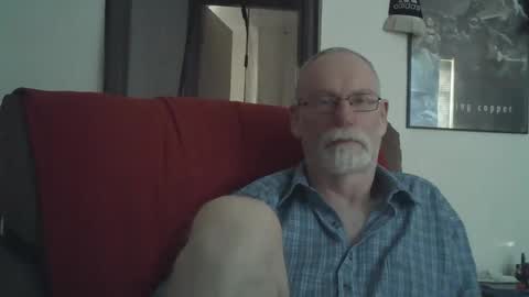 Larbie online show from 01.01.25
