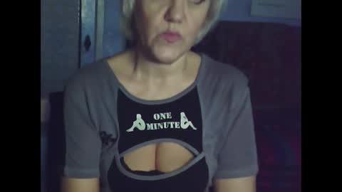 larisaq4ugo24 online show from 01.13.25