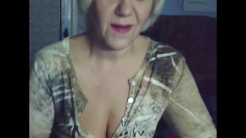larisaq4ugo24 online show from 01.19.25