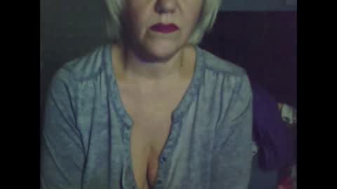 Snapshot of larisaq4ugo24 chatting on 11.06.25 larisaq4ugo24 online show from 11.06.25