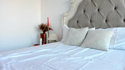 Larissa online show from 01.08.25