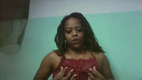 larissa645771 online show from 10.05.25