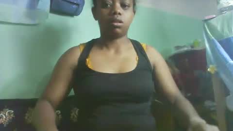 larissa645771 online show from 11.05.25