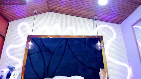 Snapshot of larissaevans chatting on 02.25.25 Valentina online show from 02.25.25