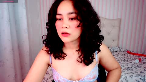 Larissas online show from 01.25.25