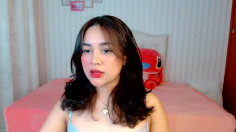 Larissas online show from 02.05.25