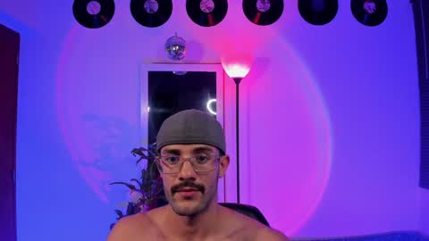 Snapshot of larry_stewart chatting on 01.07.25 larry_stewart online show from 01.07.25