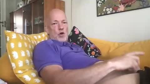 larsafree6 online show from 09.09.25
