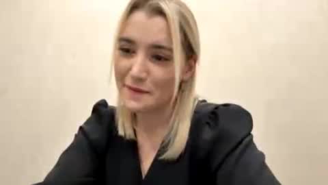 Snapshot of laruebaral chatting on 02.24.26 Betty online show from 02.24.26