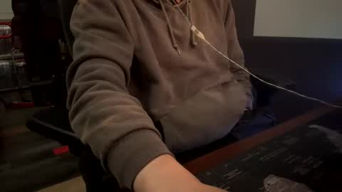 Snapshot of laterall chatting on 11.02.25 YoungLatinStroker online show from 11.02.25