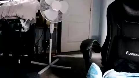Snapshot of latexchris77 chatting on 05.01.26 latexchris77 online show from 05.01.26