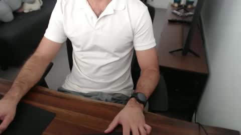 latexdave84 online show from 11.15.25