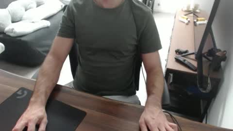 Snapshot of latexdave84 chatting on 06.05.26 latexdave84 online show from 06.05.26