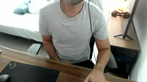 Snapshot of latexdave84 chatting on 06.25.26 latexdave84 online show from 06.25.26