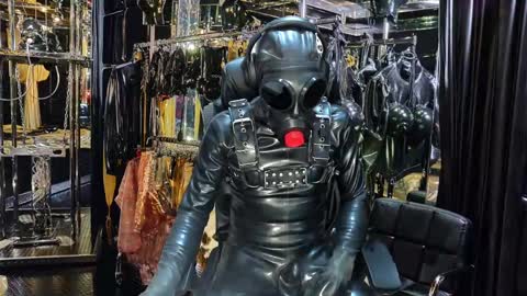 latexlover202 online show from 01.10.25