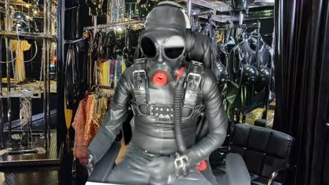 latexlover202 online show from 04.01.26