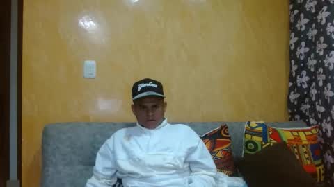 latin_11in online show from 04.10.26