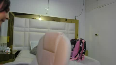 Snapshot of latin_couple20y chatting on 05.03.26 Johana y Santiago online show from 05.03.26