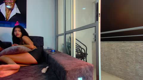 Snapshot of latin_couple77 chatting on 01.25.25 Sara y Andy online show from 01.25.25