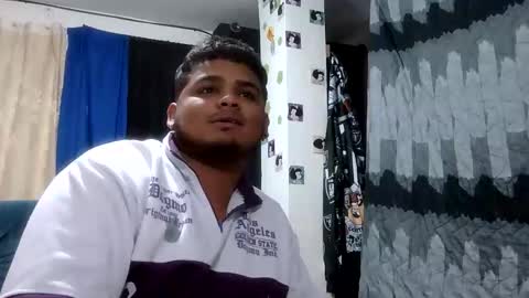 Snapshot of latin_curiousxxx chatting on 05.27.26 latin_curiousxxx online show from 05.27.26