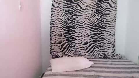 M E G A N  online show from 03.09.26