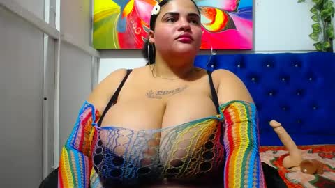 Snapshot of latina_bigboos12 chatting on 04.11.26 latina_bigboos12 online show from 04.11.26