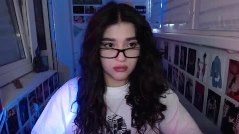 Snapshot of latina_mia chatting on 02.03.25 miiiiiiaaaa online show from 02.03.25