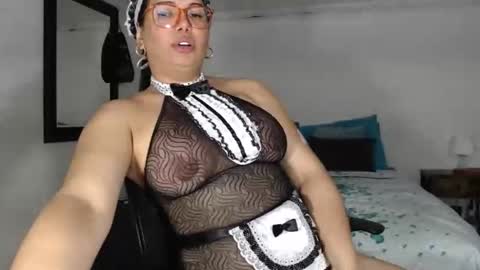 FLOR SALVAJE online show from 04.12.26