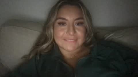 Snapshot of latinalinda02 chatting on 09.28.25 latinalinda02 online show from 09.28.25