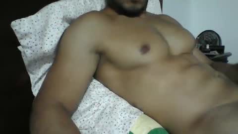 Snapshot of latinboy_26 chatting on 01.02.25 latinboy_26 online show from 01.02.25