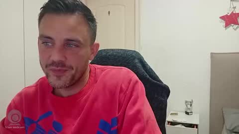 LatinBlueBoy online show from 11.19.25