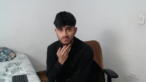 Snapshot of latinbunny7779 chatting on 12.04.24 camilo online show from 12.04.24